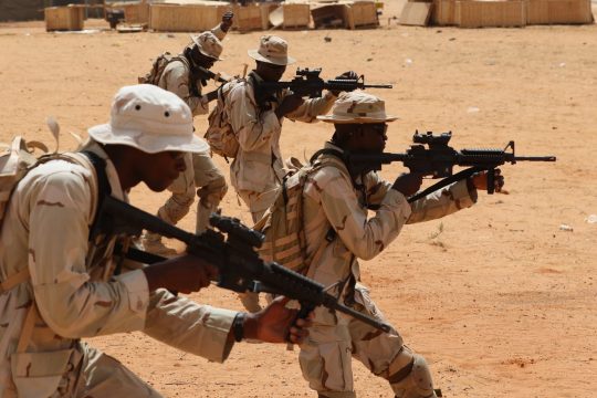 Des militaires nigériens en plein exercice lors du flintlock à Tahoua en 2018.