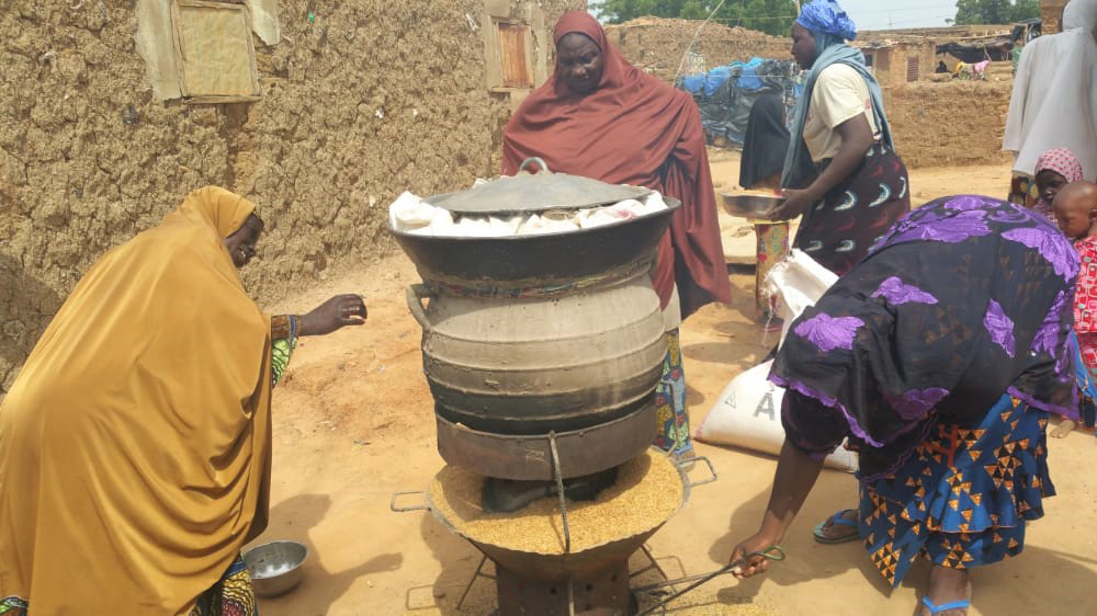 Promotion des fours à balles de riz par les jeunes  volontaires pour l’environnement (JVE) Niger