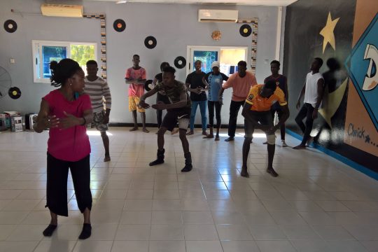 Atelier de danse contemporaine à Niamey