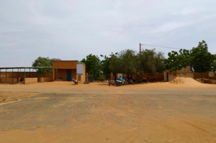 Aux cimetières de Niamey, les morts réveillés par des appels téléphoniques