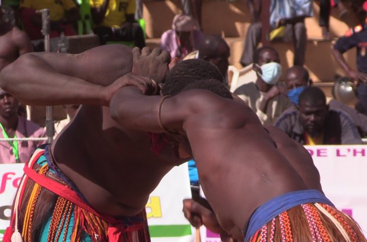 La lutte traditionnelle nigérienne : Une compétition aux multiples enjeux