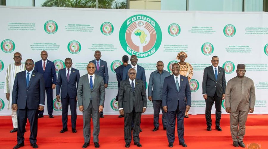 Les chefs d'Etats de la CEDEAO, le 9 janvier 2022 à Accra / Présidence de la République du Niger