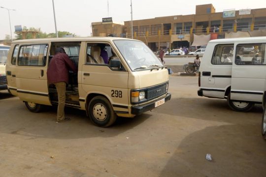 Les conducteurs ‘’faba-faba’’ de Niamey qui font les navettes entre les quartiers périphériques ont procédé à une augmentation de 75 F CFA.