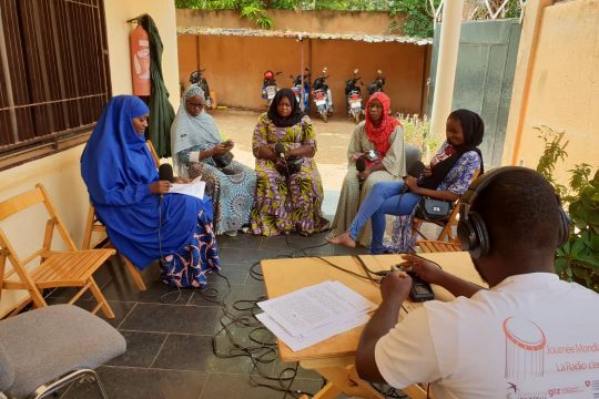 Enregistrement de l'émission "Tous à la fada" au Studio Kalangou / Photo : Adam Yerima Sariou / Studio Kalangou