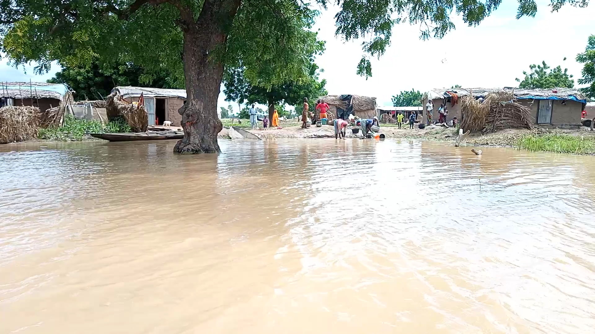 Tounga Goumbi, le village immergé par les eaux bientôt déguerpi