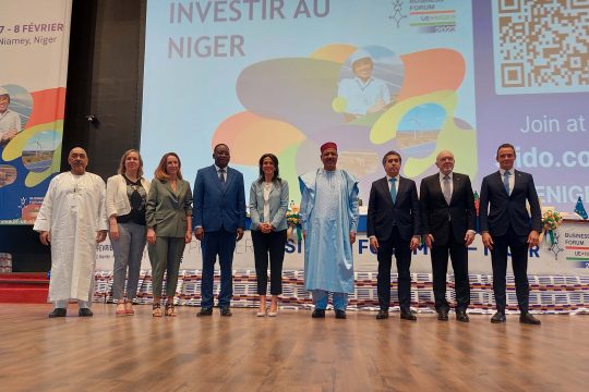 Ce 1er business forum est une occasion pour des échanges constructifs, mais aussi pour confirmer ou réitérer des déclarations d’intention sur des projets bilatéraux entre l’Etat Niger et l’Europe.