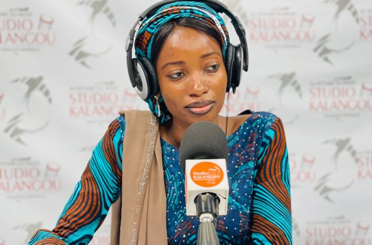 Samira Amadou Rouafi, jeune journaliste au Studio Kalangou