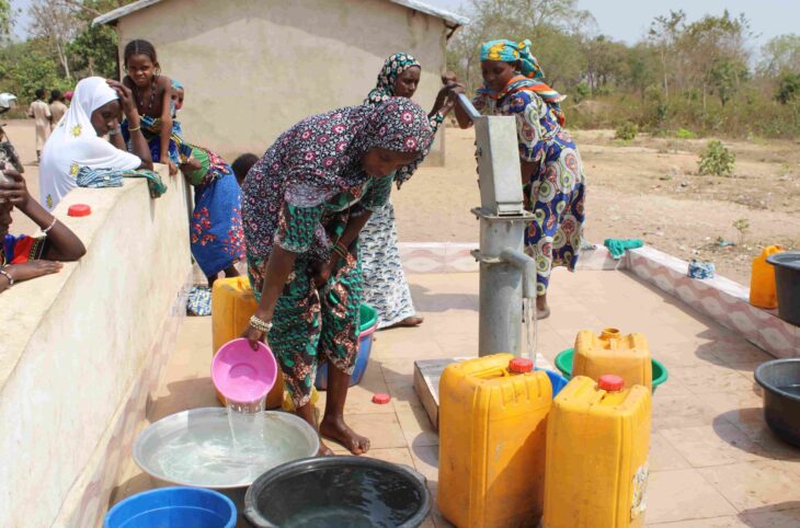 Explication sur les difficultés d’accès à l’eau des femmes de Kornaka  