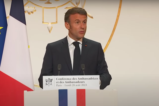 Emmanuel Macron, lors de la 29e édition de la conférence des ambassadrices et des ambassadeurs le 28 août 2023 / Source : Compte Twitter/X de l'Elysée