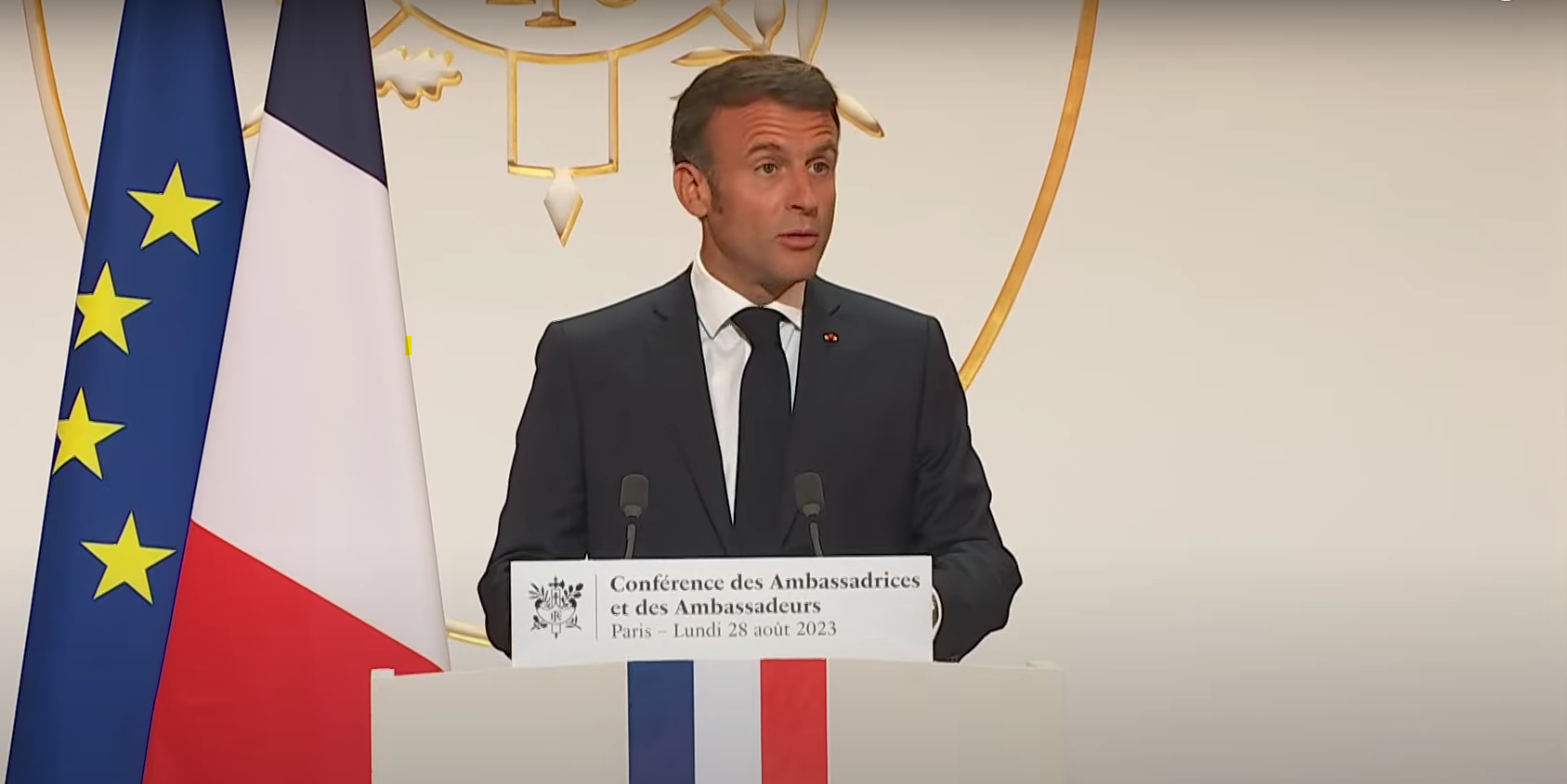 Emmanuel Macron maintient que l’ambassadeur de France au Niger restera à Niamey