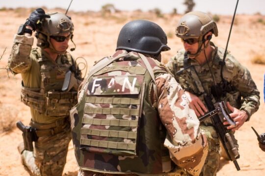 Les forces spéciales américaines s'entraînant aux côtés des soldats nigériens - Source : Wikimedia Commons
