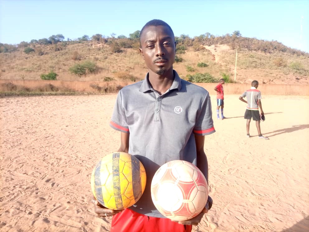 Portrait Souleymane Yayé Moussa, Jeune entraîneur