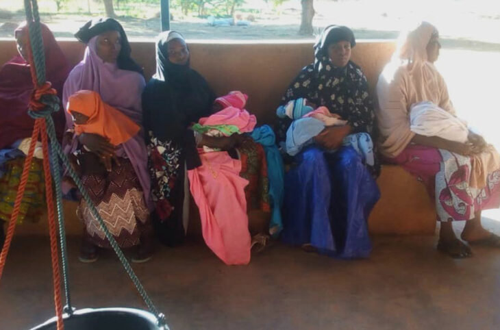 Importance de la pesée des nourrissons