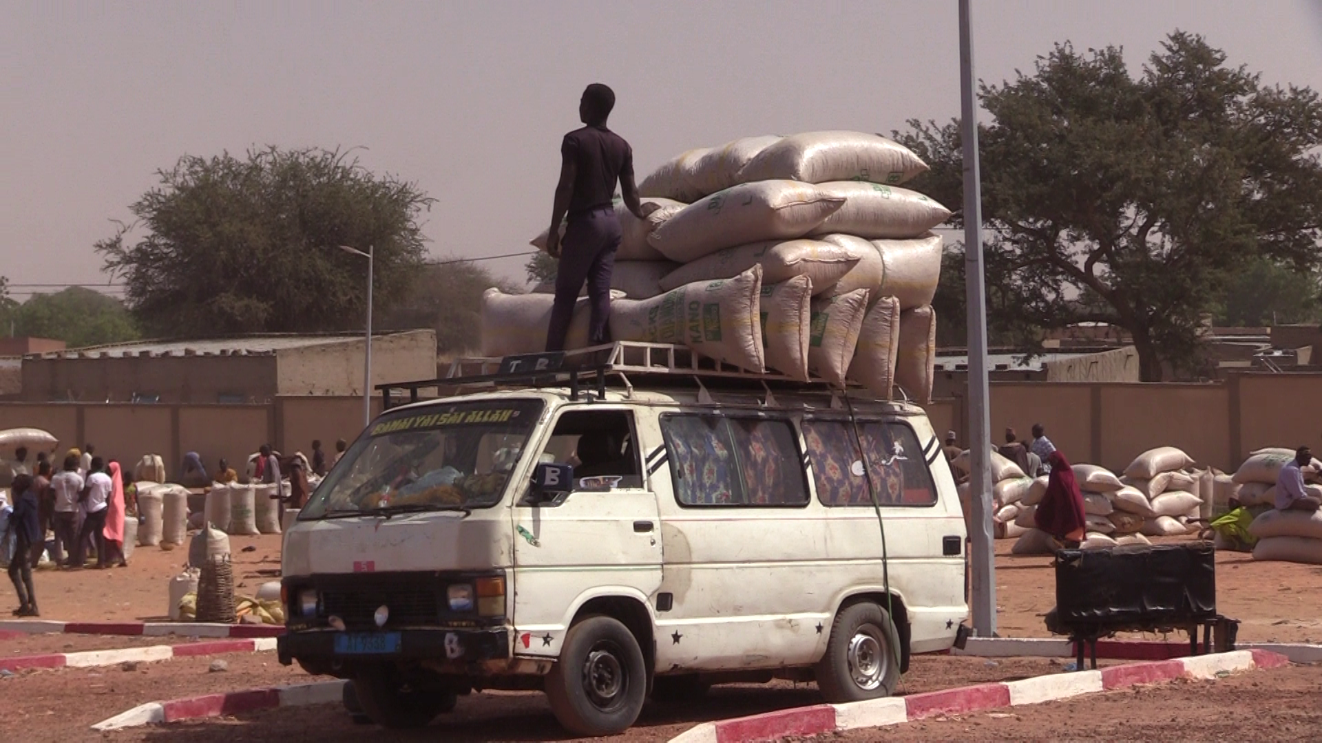 Fermeture de la frontière Nigéria-Niger : Comment les commerçants de Mayahi s’adaptent ils à la situation ? 