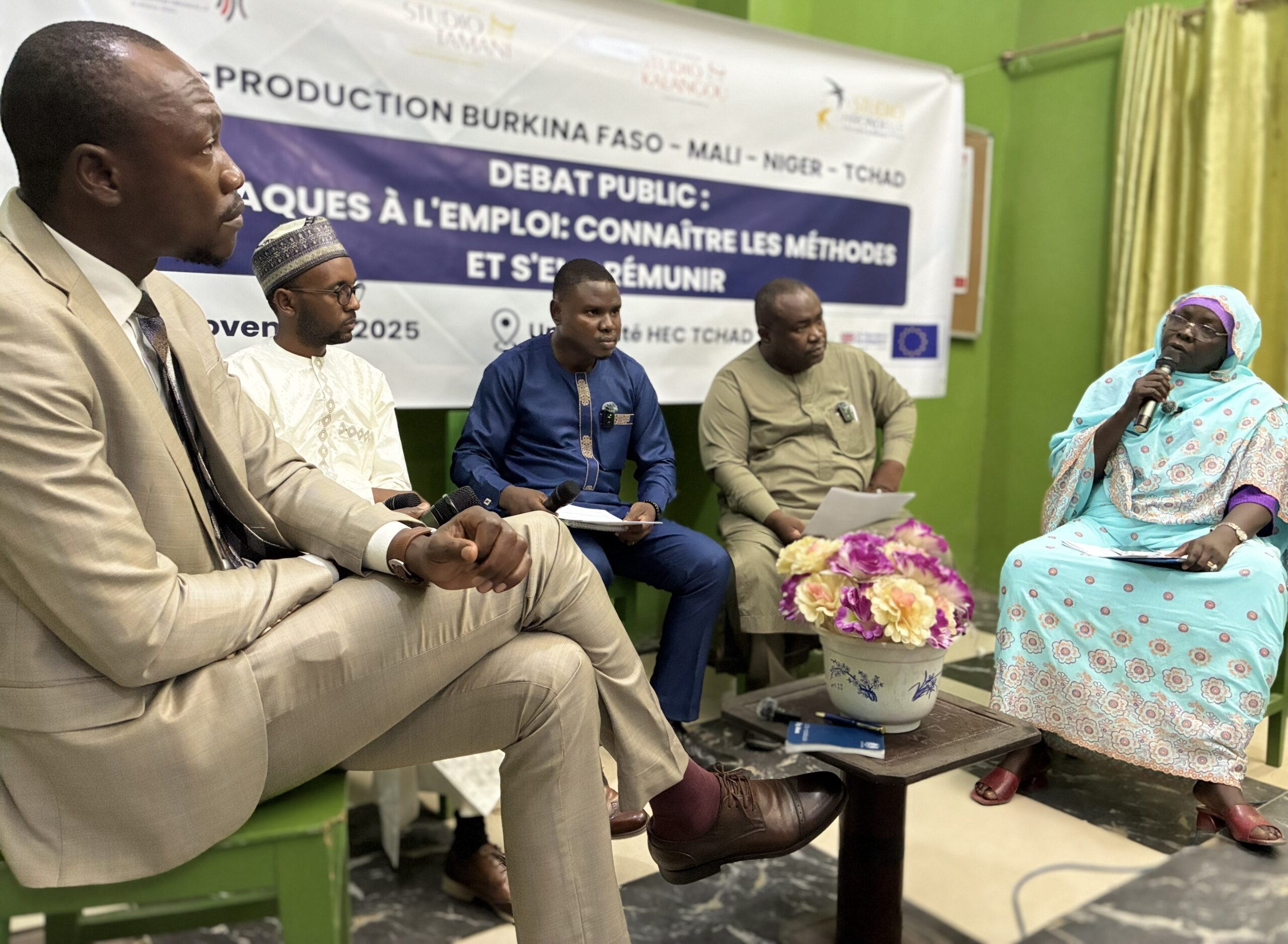 Jeunes, fake news et réseaux sociaux : les influenceurs face au défi de la désinformation