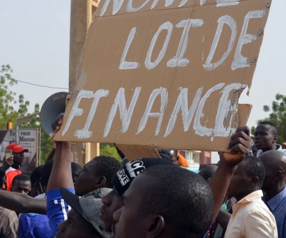 Niamey : des mesures énergiques contre des centres de santé et des membres de la société civile
