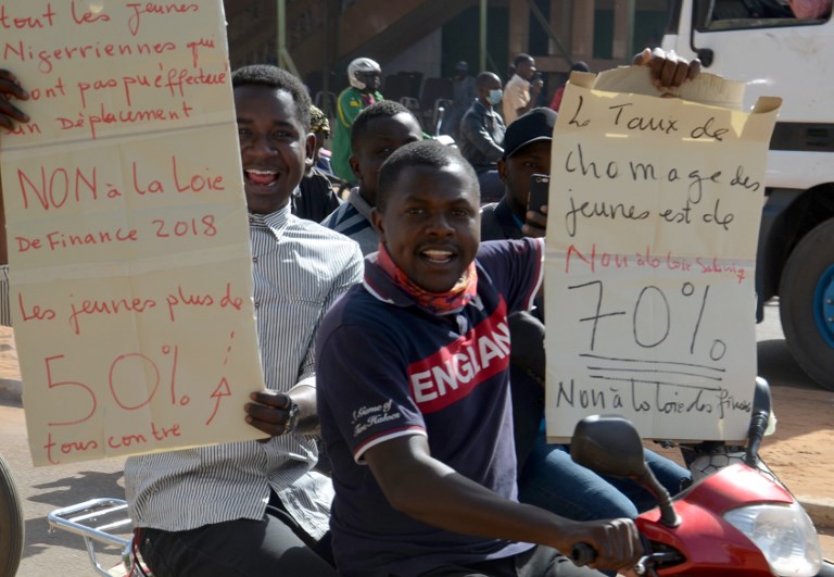 Niamey / Analyse d’un constitutionaliste sur le caractère « illégal » de la marche du 25 mars de la société civile