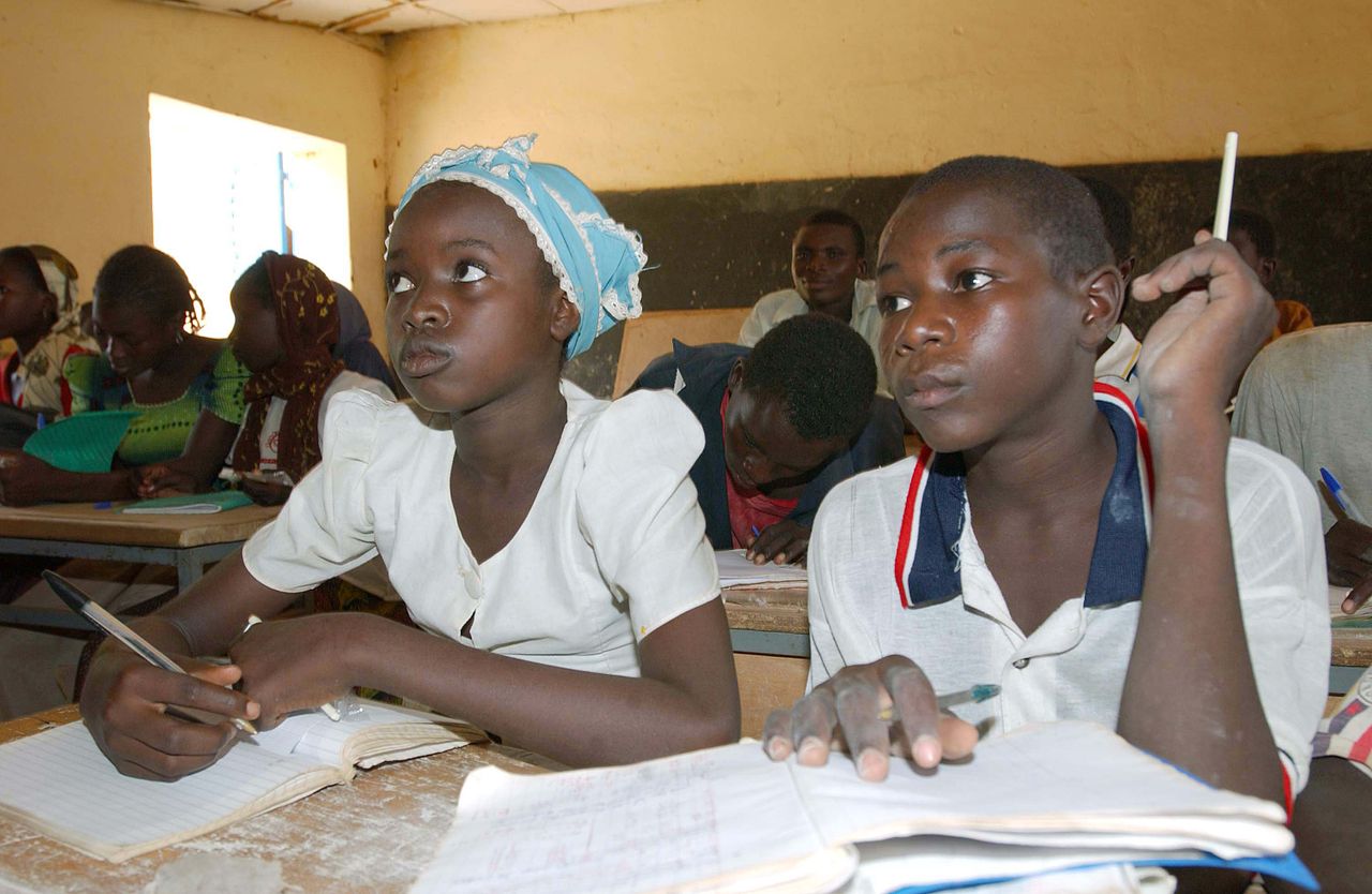 Magazine 08/12/2017 : les réformes introduites dans le Système Educatif Nigérien depuis 1998