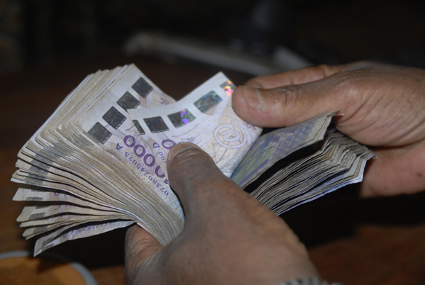 Le magazine du 19/08/2019 – Magazine du lundi/ L’émission de la fausse monnaie est lourdement punie par la loi nigérienne
