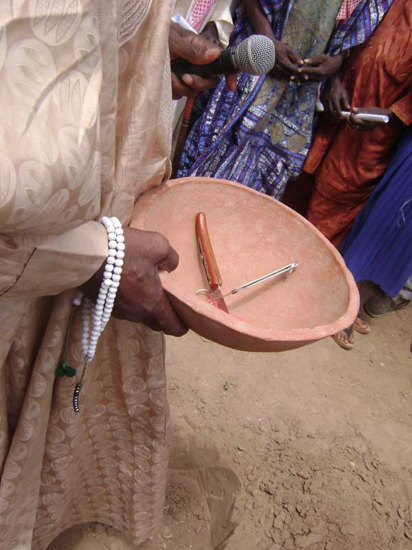 Des villages de la commune rurale de Makalondi, décident d’abandonner la pratique de l’excision.