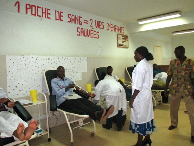 Don de sang et échauffourées : Une journée singulière des étudiants à Niamey