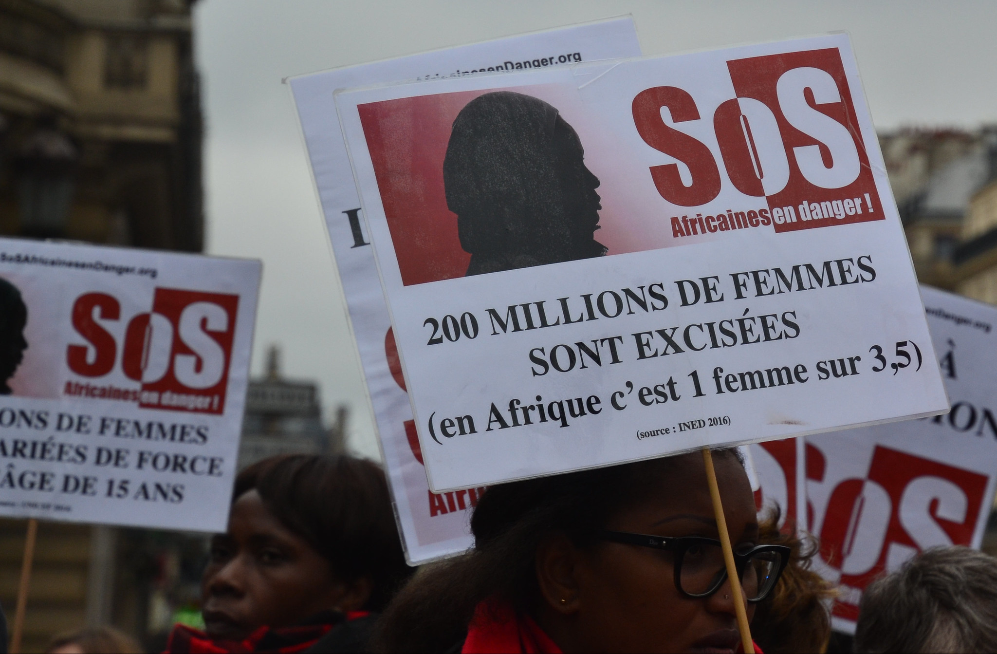 Le magazine du lundi 28/10/2019 : l’infraction « excision » sévèrement réprimée au Niger