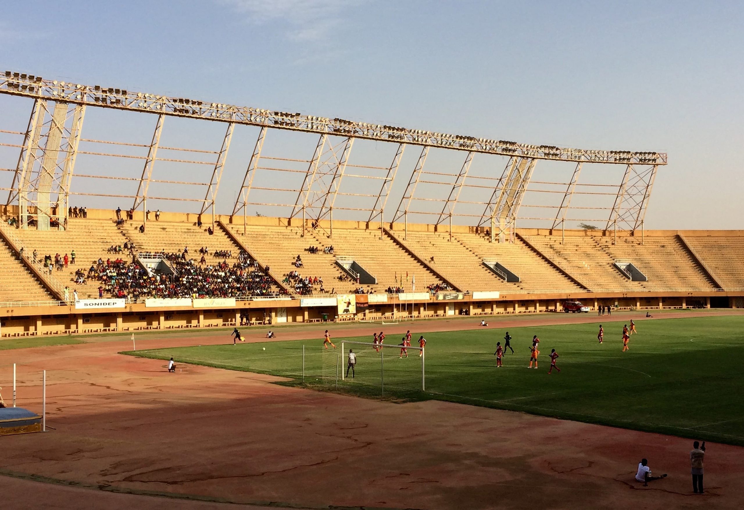 Niger – COVID 19: le ministre de la jeunesse et des sports demande au comité olympique et sportif national du Niger (COSNI) de sursoir à toutes les participations sportives internationales