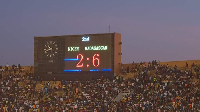 Football-Matchs qualifications CAN 2021 /  Les supporters du MENA du Niger confus après la double défaite de leur équipe contre la Côte d’Ivoire et le Madagascar