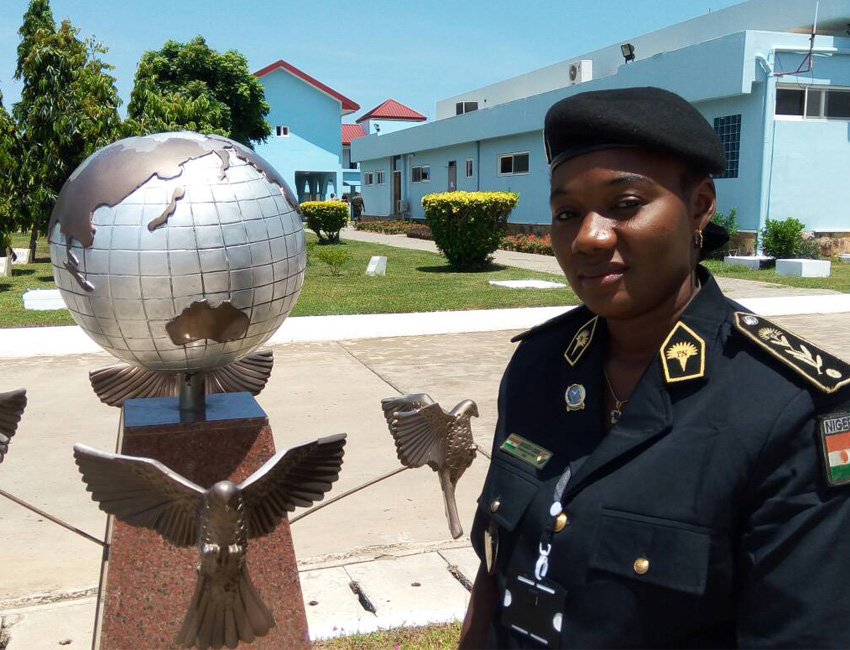 Le magazine du 23/06/2018 – Portrait : Commissaire de police Zouéra Hassane Haousseizé