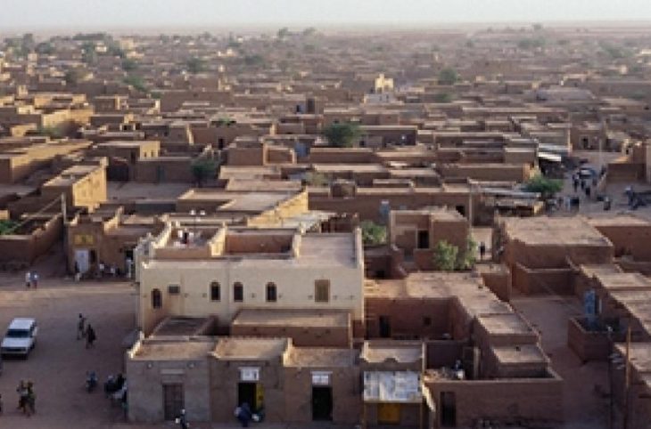 Magazine 27/03/2018 : Le flux des demandeurs d’asile dans la région d’Agadez inquiète certaines autorités.