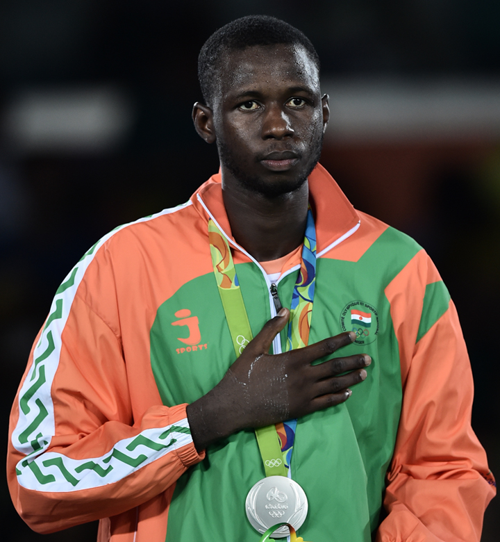 Abdoulrazak Issoufou Alfaga : une médaille en argent pour le Niger.