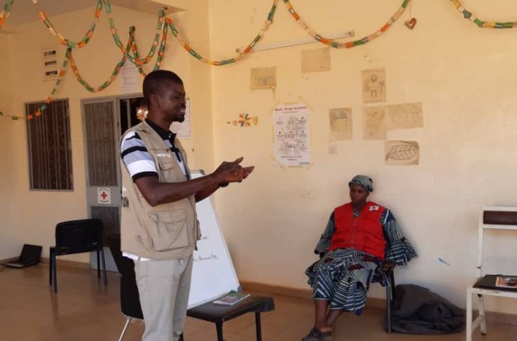 Boubacar Issa alias Sodja, jeune volontaire à la Croix-Rouge