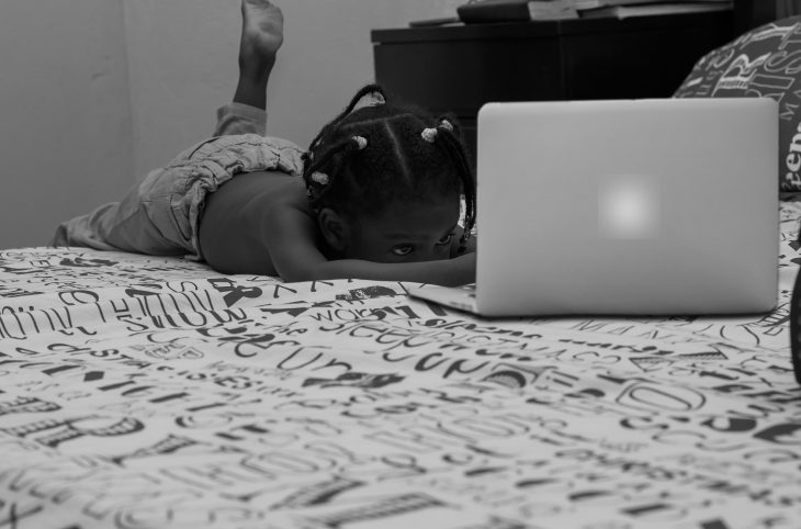 Comment réagir si votre enfant passe trop de temps sur internet ?