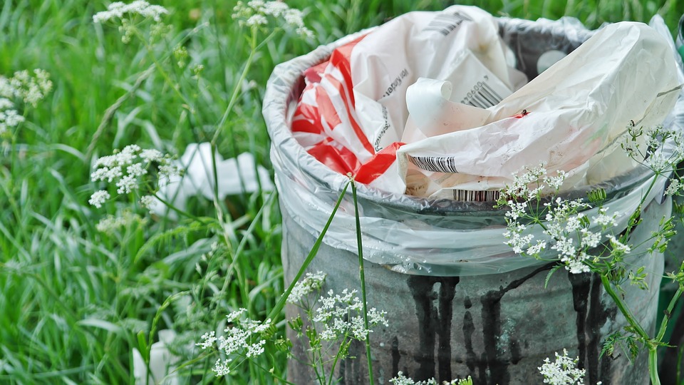 [Magazine] Environnement : l’enjeu du recyclage des déchets plastiques au Niger