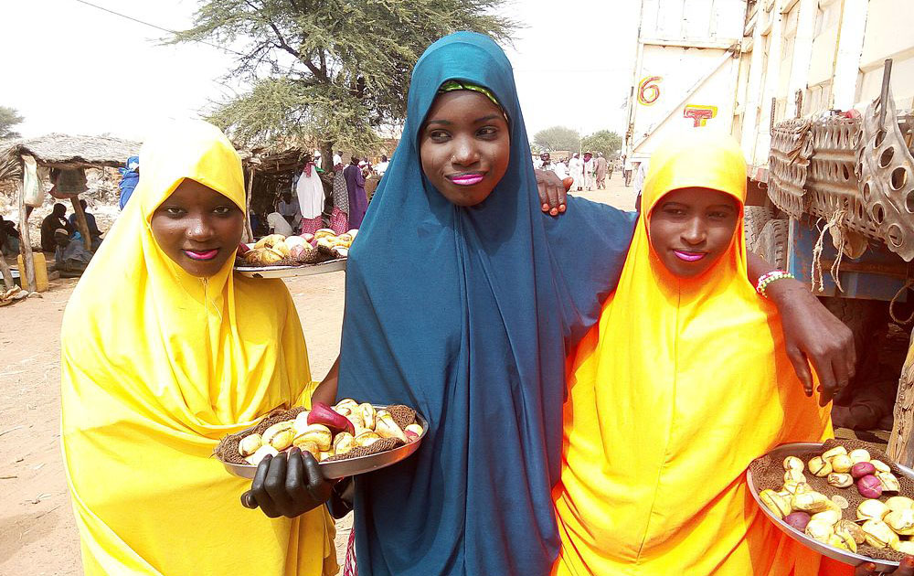 Le magazine du 05/11/2018 – Agadez : le port du HIJAB se développe chez les filles pour diverses raisons