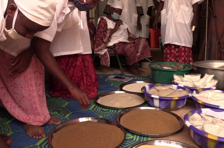 Formation en agro-alimentaire des femmes du groupement Zumunci du quartier Boukoki 2 (Niamey)