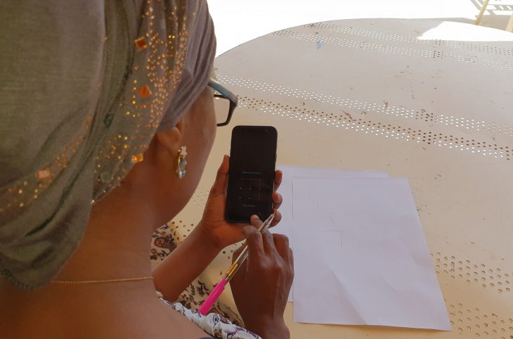 Fouille du téléphone du conjoint : conséquences possibles
