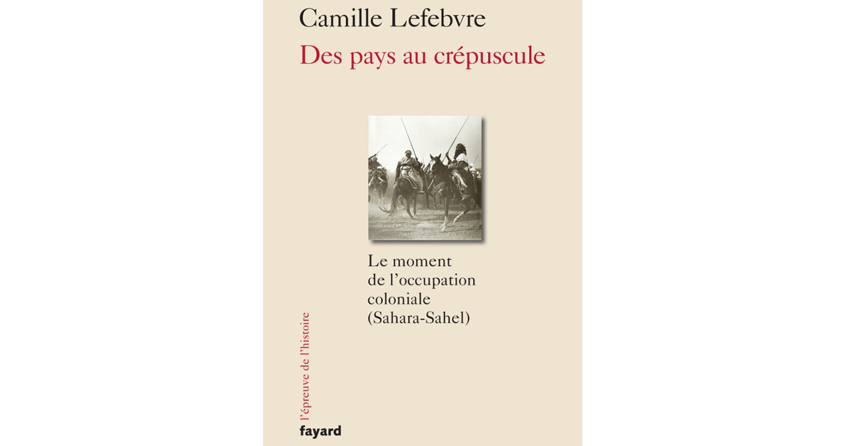 Interview de Camille Lefebvre auteure du livre « Des pays au crépuscule »
