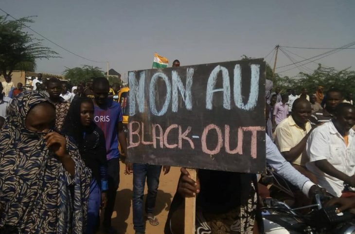 Tanout : Manifestation pour dénoncer la récurrence des  délestages d’électricité