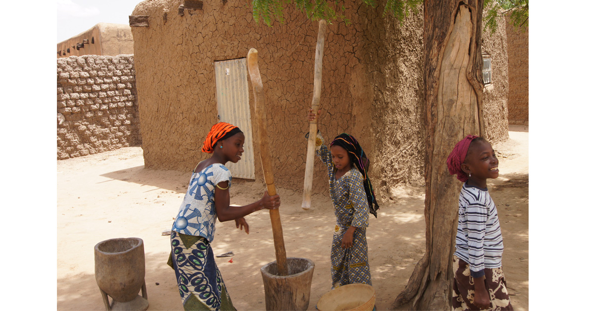 Le magazine du 08/12/2018 – Faire reculer le mariage des enfants au Niger : l’implication de la chefferie traditionnelle
