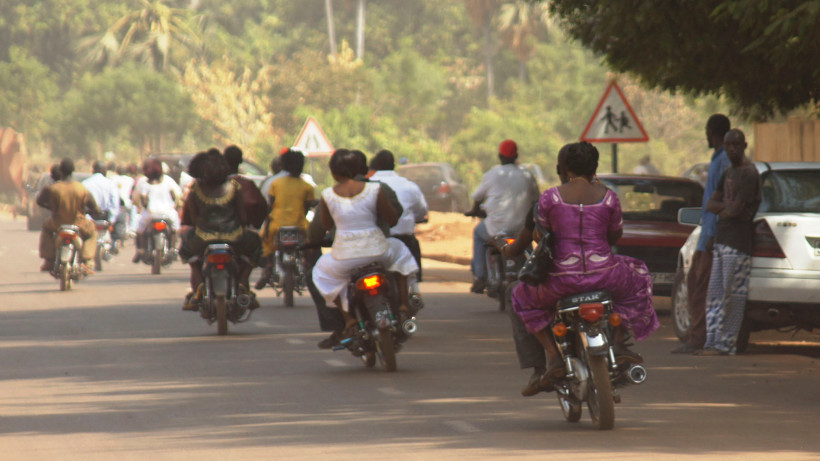 Magazine 06/03/2018 – Tillaberi : le métier de taxi-moto très utilisé mais confronté aux difficultés