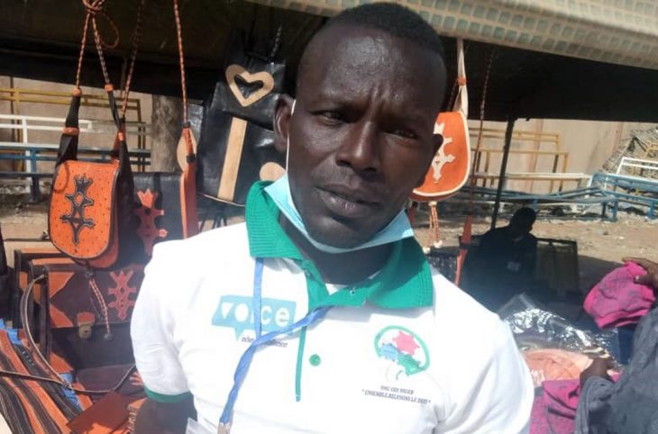 Portrait d'un jeune artisan en situation de handicap