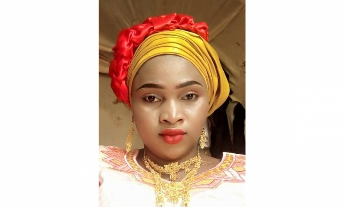 Roukaya Habibou, une jeune maquilleuse de Dogondoutchi