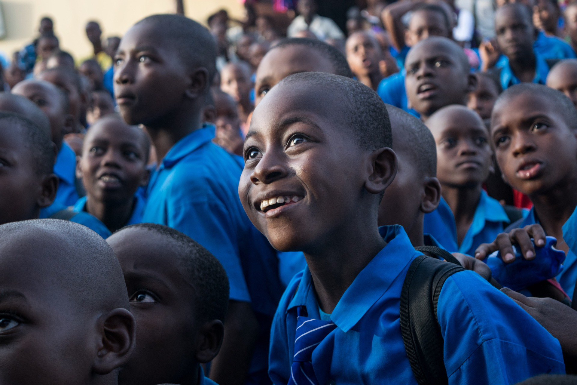 Réinsertion en milieu scolaire des enfants déscolarisés ou non scolarisés dans la commune de Tagazar