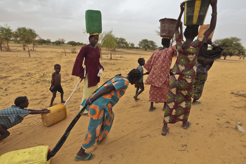 Le magazine du 04/07/2018 – Inates : des centaines de familles déplacées en attente d’aide humanitaire