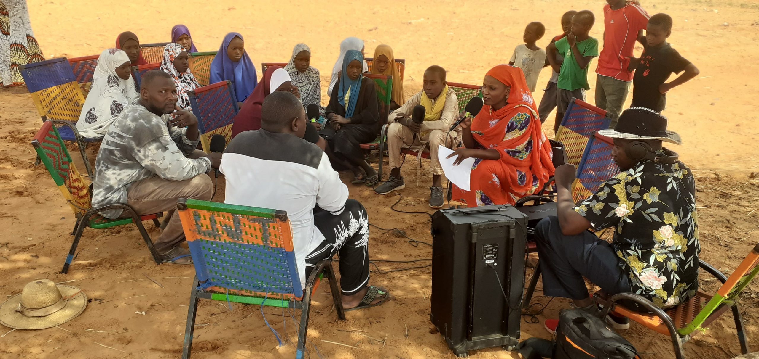 Balleyara : Travaux champêtres, contribution des jeunes de Tabla